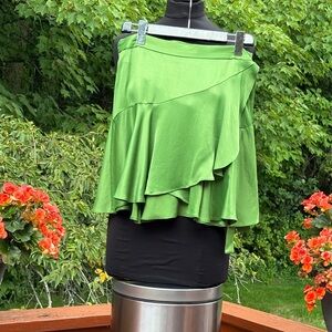 Elegant Green Women's Skirt-NWT